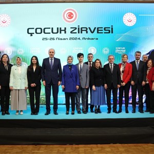 Bakanımız Mahinnur Özdemir Göktaş Çocuk Zirvesi’ne Katıldı - fotoğraf 2