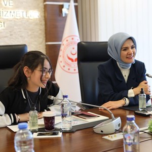 Aile ve Sosyal Hizmetler Bakanımız Göktaş, koltuğunu şehit kızı Elif Naz’a devretti - fotoğraf 7