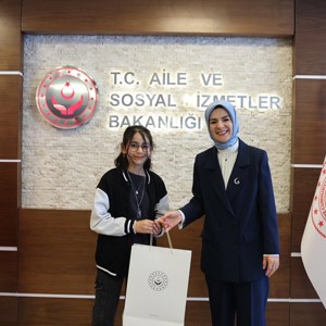 Aile ve Sosyal Hizmetler Bakanımız Göktaş, koltuğunu şehit kızı Elif Naz’a devretti - fotoğraf 10