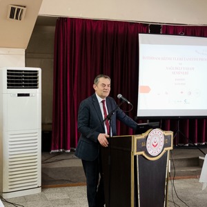 8 Nisan Dünya Romanlar Günü Kapsamında “Sağlıklı Yaşam Semineri ve İstihdam Hizmetleri Tanıtım Programı” düzenlendi. - fotoğraf 2