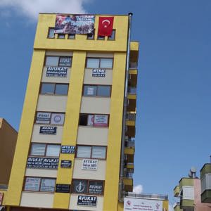 ''15 TEMMUZ DEMOKRASİ VE MİLLİ BİRLİK GÜNÜ'' SEBEBİYLE TÜM KURULUŞLARIMIZ AFİŞLERLE DONATILDI - fotoğraf 4