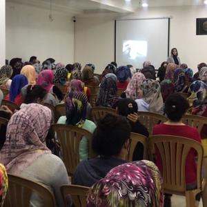 Aile Eğitim Programı” Kapsamında Bingöl İlim Yayma Cemiyeti Yurdu’nda “Bilinçli Medya ve İnternet Kullanımı” Konulu Seminer Verildi - fotoğraf 1