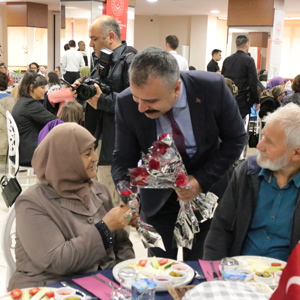 Şehitlerimizin Aileleri Bizler İçin Oldukça Kıymetli  - fotoğraf 9