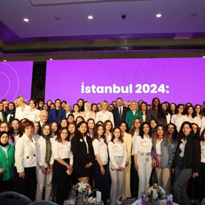 Bakanımız Göktaş, Mühendis Kızlar İstanbul Buluşması ve FSMVÜ Otizm Protokolü İmza Töreni’ne Katıldı - fotoğraf 2