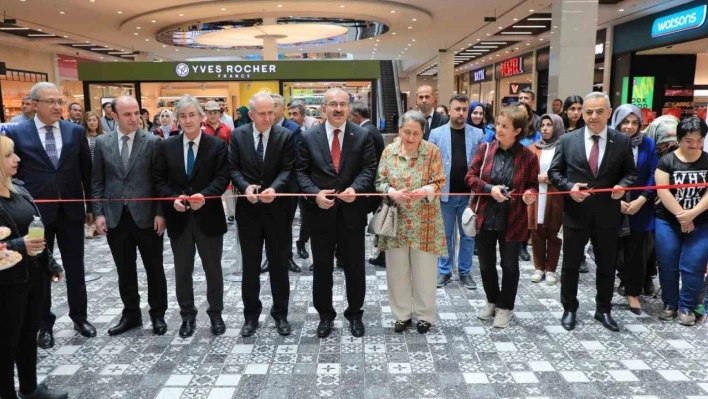 Elazığ’da ‘Engelliler Haftası’ Sergisi Açıldı