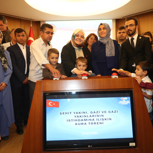 Bakan Selçuk'un Katıldığı Törenle 580 Şehit Yakını, Gazi ve Gazi Yakınının Ataması Gerçekleştirildi - fotoğraf 2
