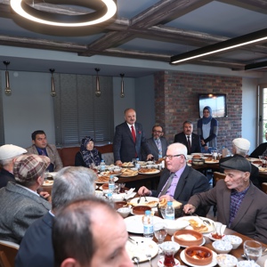 1 Ekim Dünya Yaşlılar Günü Dolayısıyla Huzurevi Sakinleriyle Bir Araya Gelindi - fotoğraf 8