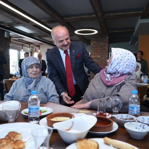 1 Ekim Dünya Yaşlılar Günü Dolayısıyla Huzurevi Sakinleriyle Bir Araya Gelindi - fotoğraf 13