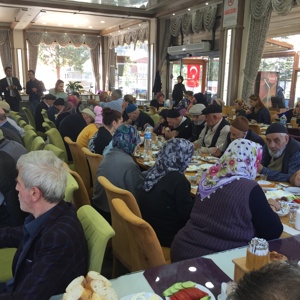 1 Ekim Dünya Yaşlılar Günü Nedeniyle Suluova Hacı Muammer Koca Huzurevi Yaşlı Bakım ve Rehabilitasyon Merkezi’nde Kalan Yaşlılarımız Onuruna Kahvaltı Programı Düzenlendi - fotoğraf 4