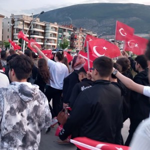 19 Mayıs Atatürk’ü Anma Gençlik ve Spor Bayramı münasebetiyle tertip edilen gençlik yürüyüşüne katılım sağladık. - fotoğraf 1