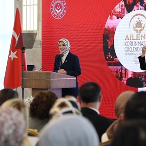 Aile ve Sosyal Hizmetler Bakanımız Göktaş, Ailenin Korunması ve Güçlendirilmesi Vizyon Belgesi ve Eylem Planı'nı Tanıttı - fotoğraf 3