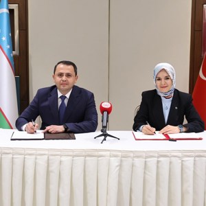 Türkiye ve Özbekistan arasında Sosyal Hizmetler Alanı’nda İş Birliğine İlişkin Mutabakat Zaptı” imzalandı - fotoğraf 1