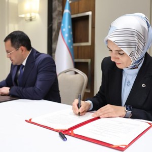 Türkiye ve Özbekistan arasında Sosyal Hizmetler Alanı’nda İş Birliğine İlişkin Mutabakat Zaptı” imzalandı - fotoğraf 2