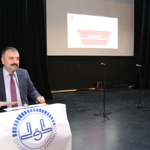 Aile Haftası Kapsamında "Savaş, Göç ve Aile” konferansı düzenlendi. - fotoğraf 8