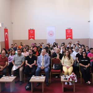 15-21 Mayıs Aile Haftası kapsamında personellerimize “Geçmişten Geleceğe Türk Aile Yapısı ve Karşılaşılan Tehditler” konulu söyleşi gerçekleştirilmiştir. - fotoğraf 1