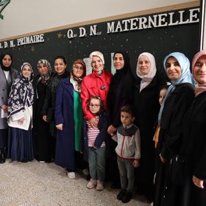 Aile ve Sosyal Hizmetler Bakanımız Göktaş, Brüksel'de çalıştığı aile marketinde 24 yıl sonra yeniden kasaya geçti - fotoğraf 7