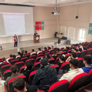 Tosya MYO Öğrencilerine Evlilik Öncesi Eğitim ve Aile Eğitimi Semineri  - fotoğraf 2