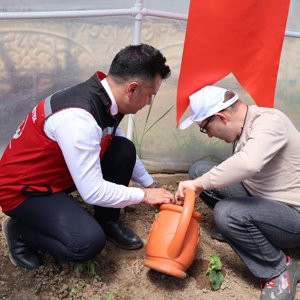 Özel Gereksinimli Bireylerimizle Dikilen Fidelere Can Suyu Verildi. - fotoğraf 2
