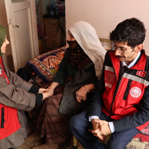 Yaşlılara Evde Bakım Projemizle Koca Çınarlarımıza Sahip Çıkıyoruz - fotoğraf 3