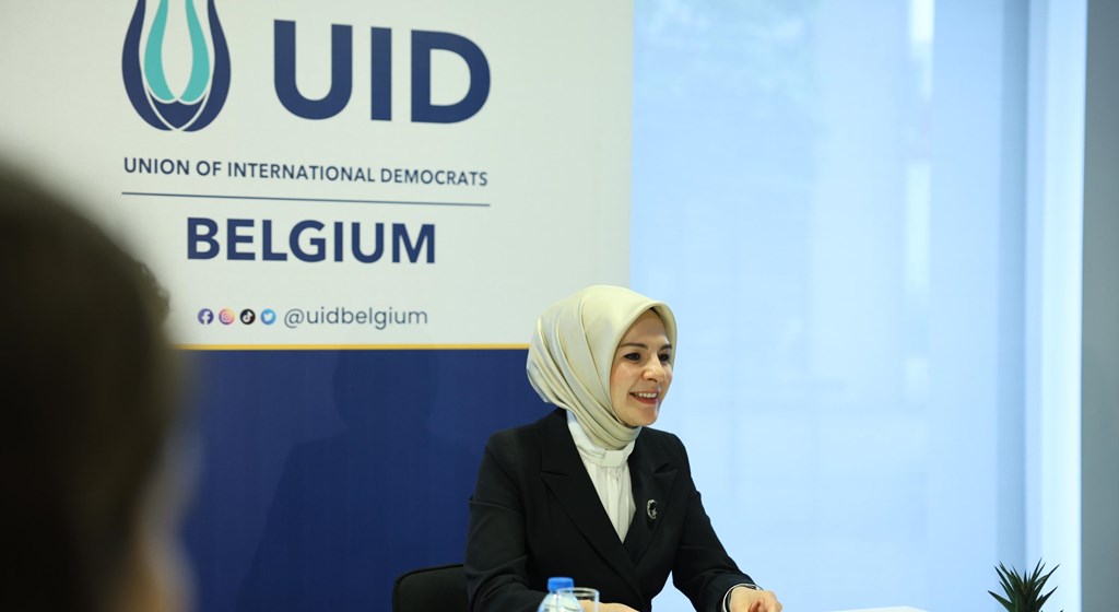 Aile ve Sosyal Hizmetler Bakanımız Göktaş, UID Anvers Belçika Bölge Ofisi'ni ziyaret etti