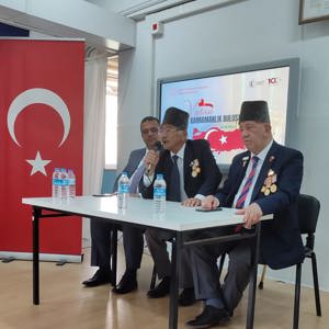 Vatan ve Kahramanlık Buluşmaları kapsamında Gazilerimiz Taşova Şehit Polis Ahmet Yaşar Meslek ve Teknik Anadolu Lisesi öğrencileri ile bir araya geldi. - fotoğraf 2
