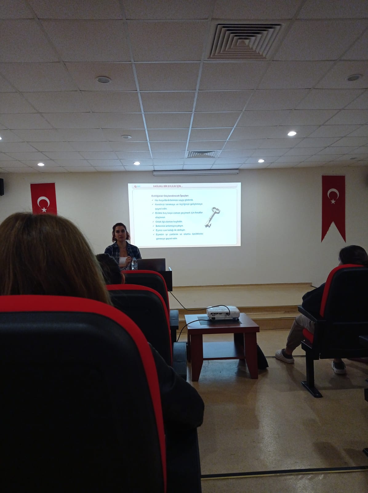 Çanakkale Kız Öğrenci Yurdunda “Evlilik Öncesi Eğitimi” Gerçekleştirildi.