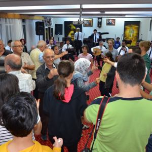 1 Ekim Dünya Yaşlılar Günü Kapsamında Huzurevinde Konser Programı - fotoğraf 18