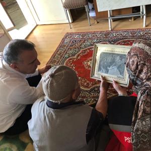 Kurban Bayramı ve Babalar Günü vesilesiyle en yaşlı Kore Gazimiz Bayram ÇELİK amcamızı ziyaret ettik. - fotoğraf 3