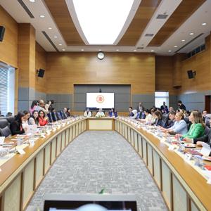 Bakanımız Mahinur Özdemir Göktaş TBMM Kadın Erkek Fırsat Eşitliği Komisyonunda Bakanlığın Çalışmalarını Anlattı: - fotoğraf 2