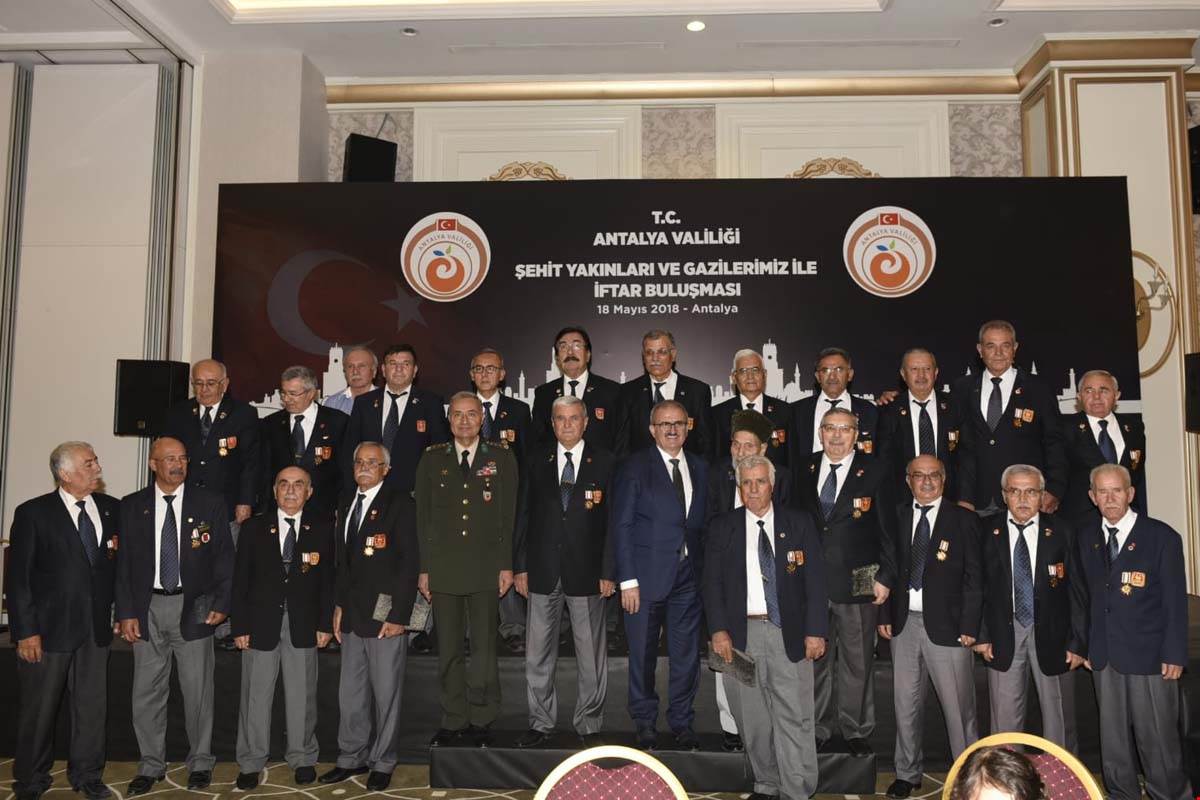 ŞEHİT YAKINLARI VE GAZİLERİMİZLE İFTAR BULUŞMASI