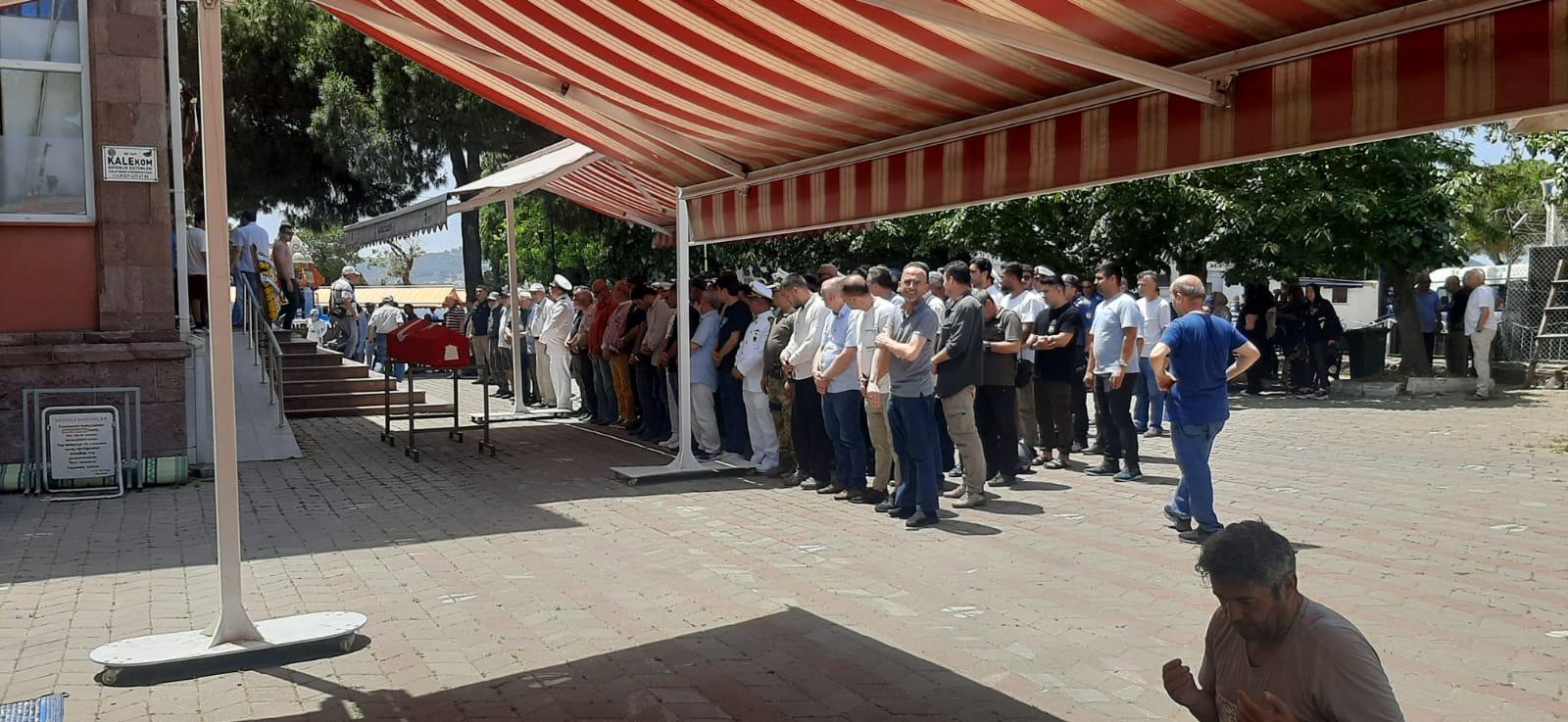 Kıbrıs Gazimiz İsmail İVRİNDİLİOĞLU Dualarla Ebediyete Uğurlandı.