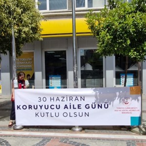 Edirne Aile ve Sosyal Hizmetler İl Müdürlüğü tarafından Koruyucu Aile Günü kutlandı. - fotoğraf 2