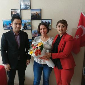 Şehidimiz Snr. Asb. Kd. Çvş. Bahadır CANBULAT'ın Ailesine Ziyaret - fotoğraf 1