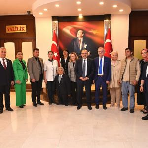 Valimiz Sayın İsmail USTAOĞLU’na Makamında Ziyaret  - fotoğraf 3