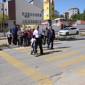 Çocuklarımız ve Yaşlılarımız ile Birlikte  “Yaya Önceliğine ve Güvenliğine” Dikkat Çektik - fotoğraf 3