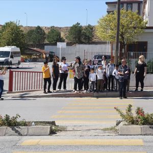 Çocuklarımız ve Yaşlılarımız ile Birlikte  “Yaya Önceliğine ve Güvenliğine” Dikkat Çektik - fotoğraf 7