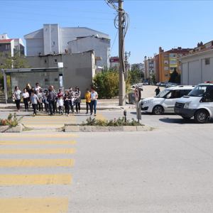 Çocuklarımız ve Yaşlılarımız ile Birlikte  “Yaya Önceliğine ve Güvenliğine” Dikkat Çektik - fotoğraf 10