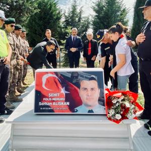 Şehit Serhan ALIŞKAN Sene-i Devriyesinde mezarı başında anıldı. - fotoğraf 5