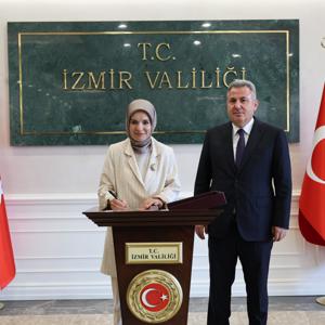 Bakanımız Mahinur Özdemir Göktaş İzmir'de Sosyal Dayanışma Merkezi'nin Açılışını Gerçekleştirdi - fotoğraf 3