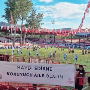 Emine Erdoğan Hanımefendi ve Bakanımız Mahinur Özdemir Göktaş, Gönül Elçileri ve koruyucu ailelerle bir araya geldi - fotoğraf 7