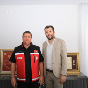 İl Müdürümüz Serdar Demirci Aziz 15 Temmuz Şehidimizin Kıymetli Ailesini ve Kahraman Gazilerimizi Ziyaret Etti - fotoğraf 3