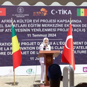 Bakanımız Göktaş, Dakar El Sanatları Eğitim Merkezinin yeni atölyelerinin açılışını gerçekleştirdi - fotoğraf 2