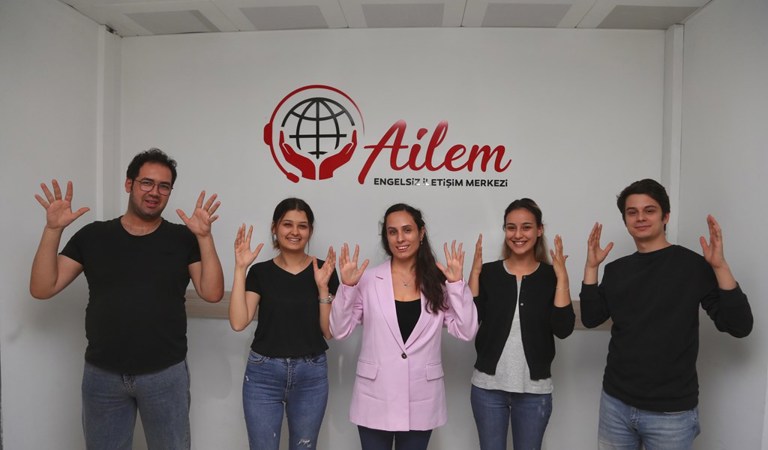 Minister Göktaş: "AİLEM Barrier-Free Communication Center, providing services for citizens with hearing impairments, provided translation support in 98.319 calls"