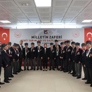 Aile ve Sosyal Hizmetler Bakanımız Göktaş TBMM'de şehit yakınları ve gazilerle bir araya geldi - fotoğraf 3