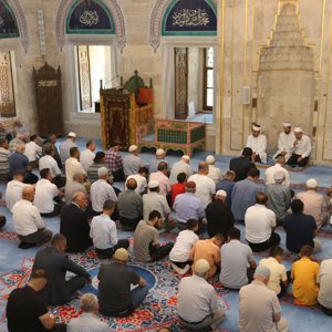 15 Temmuz’da ve geçmişten günümüze şehadete eren tüm Şehitlerimizin anısına Sultan II. Bayezid Camiinde düzenlenen, Mevlid-i Şerif’e katıldık. - fotoğraf 2