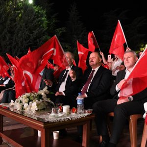 Kastamonu ASH Ailesi Olarak 15 Temmuz Demokrasi ve Milli Birlik Gününde Nöbetteyiz - fotoğraf 5