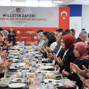 Aile ve Sosyal Hizmetler Bakanımız Göktaş TBMM'de şehit yakınları ve gazilerle bir araya geldi - fotoğraf 3