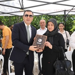 15 Temmuz Demokrasi ve Milli Birlik Günü Anma Programı kapsamında Çeltikçi, Güvenli Köyünde 15 Temmuz Şehidimiz Özel Harekat Polisi Akif ALTAY ve İç Güvenlik Şehidimiz J. Komanda Er Ali YILDIRIM, Kabirleri Başında  Dualarla Yad Edildi - fotoğraf 6