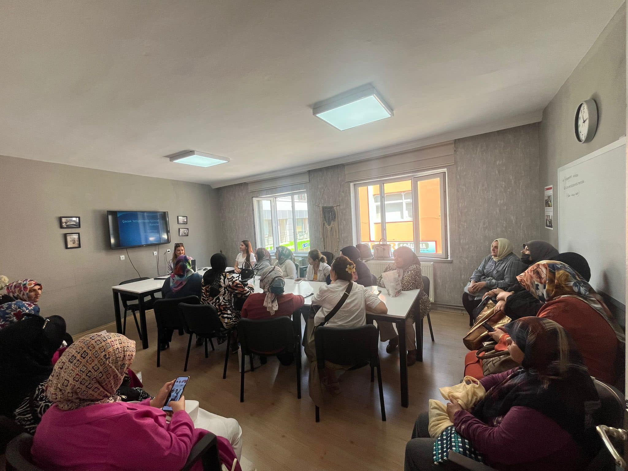 'HAYATIN İLK ÇEYREĞİ' KONULU EĞİTİM