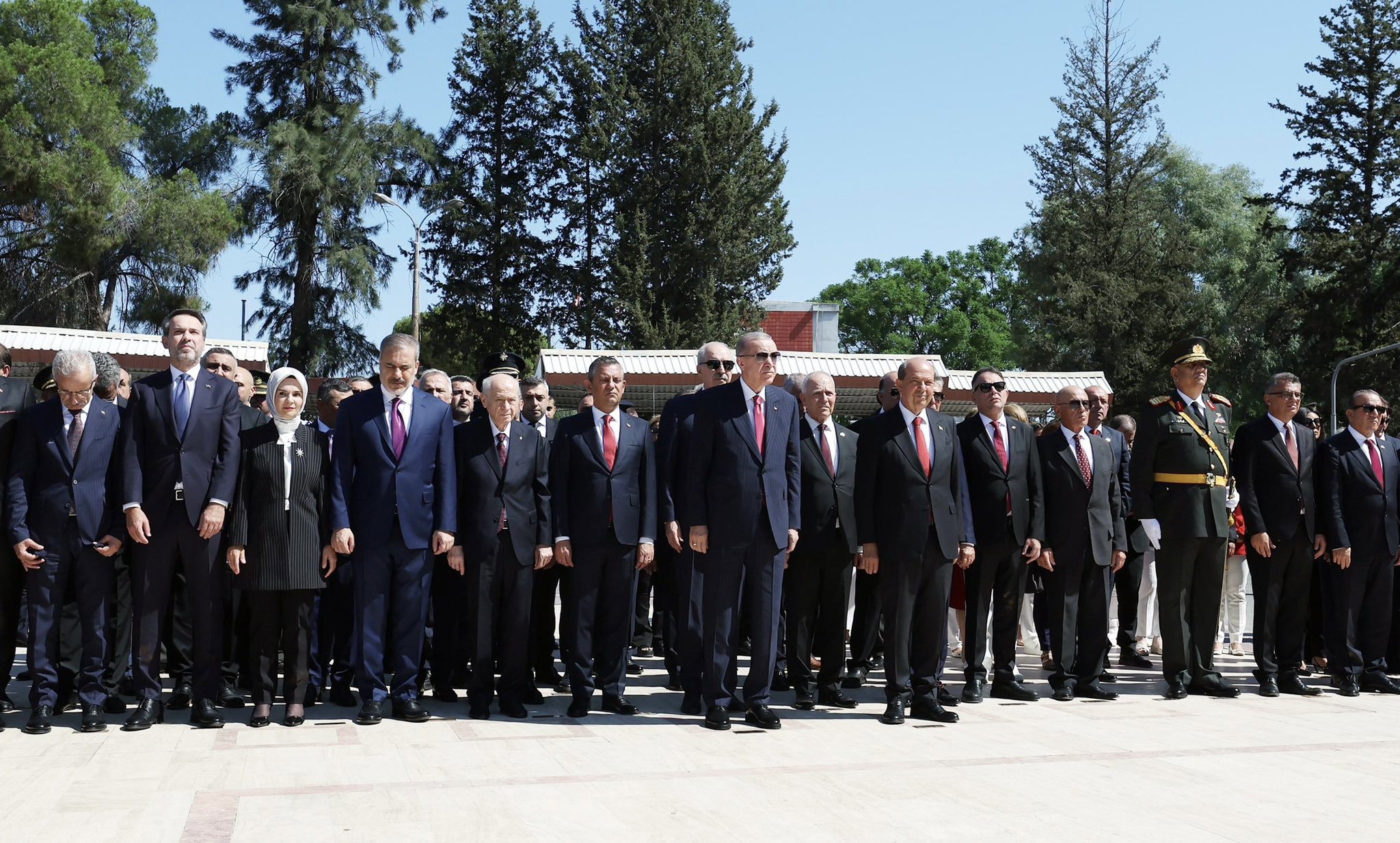Adaya huzur ve barışı getiren harekâtın 50'nci yılında Muharip Gazilerimiz yeniden Kuzey Kıbrıs Türk Cumhuriyeti'nde! - fotoğraf 1